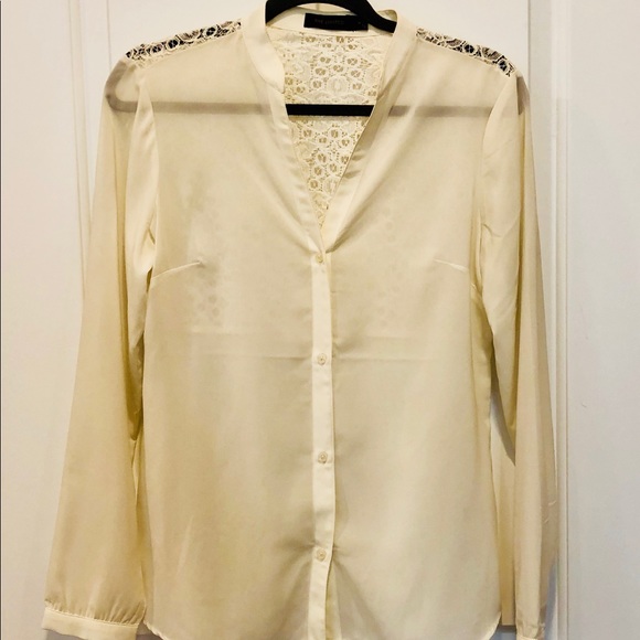 The Limited Lace Back Blouse - Picture 4 of 7